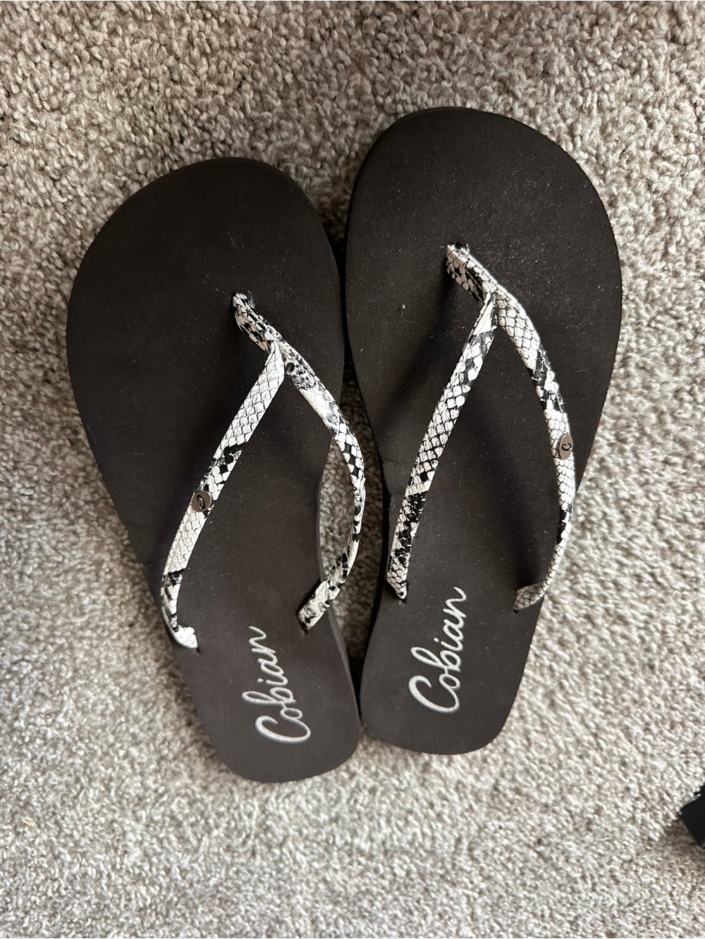 Brand new women’s cobian flip flops